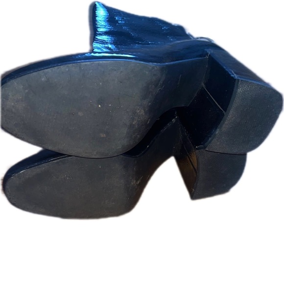 Forever 21 Patent Leather Chunky Booties - Picture 6 of 6